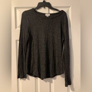 Old Navy Black/Gray Ribbed Soft Longsleeve | Size M